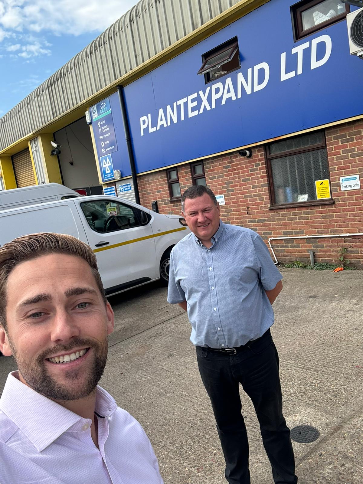 Sam and Palntexpand